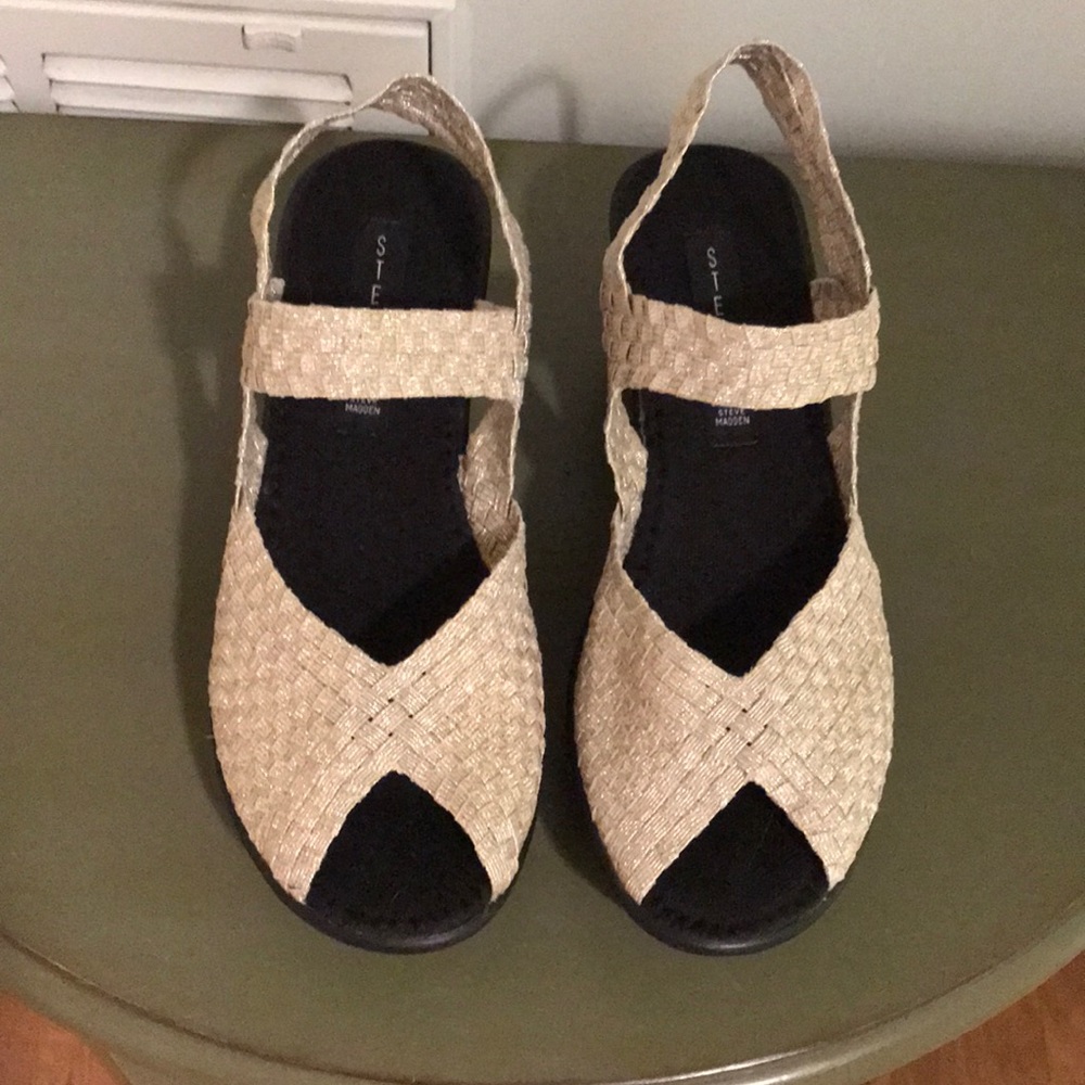 Steve By Steve Madden Bounnce Fabric Wedges